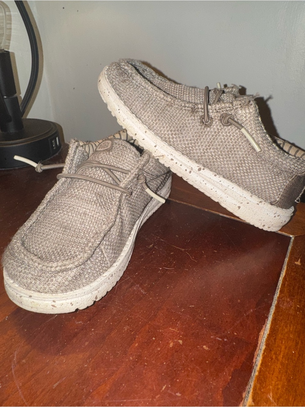 HEYDUDE Boy's Youth Wally Stretch Sox Slip On Shoe size 11